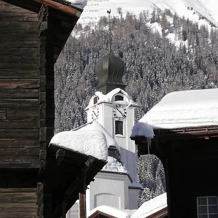 Nufenen Hotel