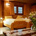 Hotel Nufenen 3*